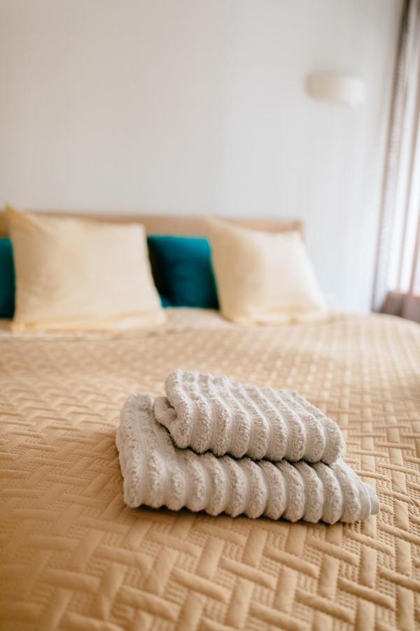 New Exclusive 2 Bedroom Apartment In Oldรีกา ภายนอก รูปภาพ